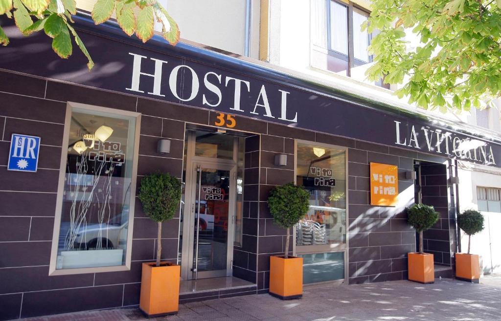 Hostal Vitorina Soria Bagian luar foto
