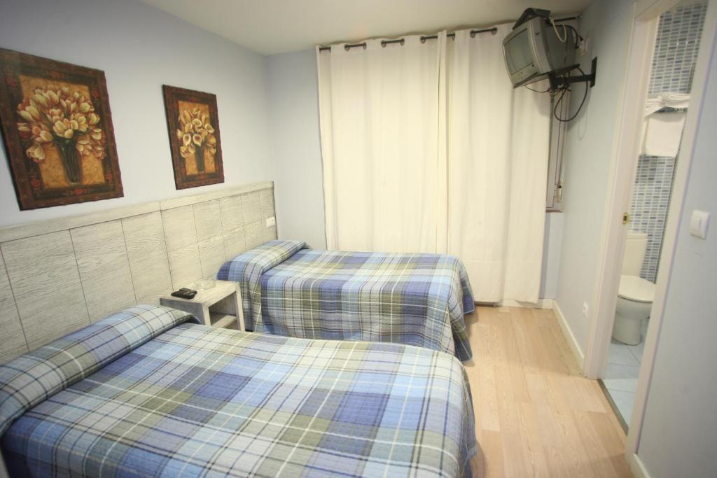 Hostal Vitorina Soria Ruang foto