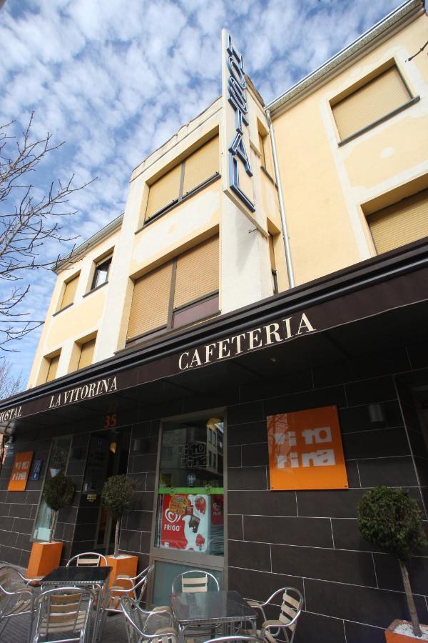 Hostal Vitorina Soria Bagian luar foto